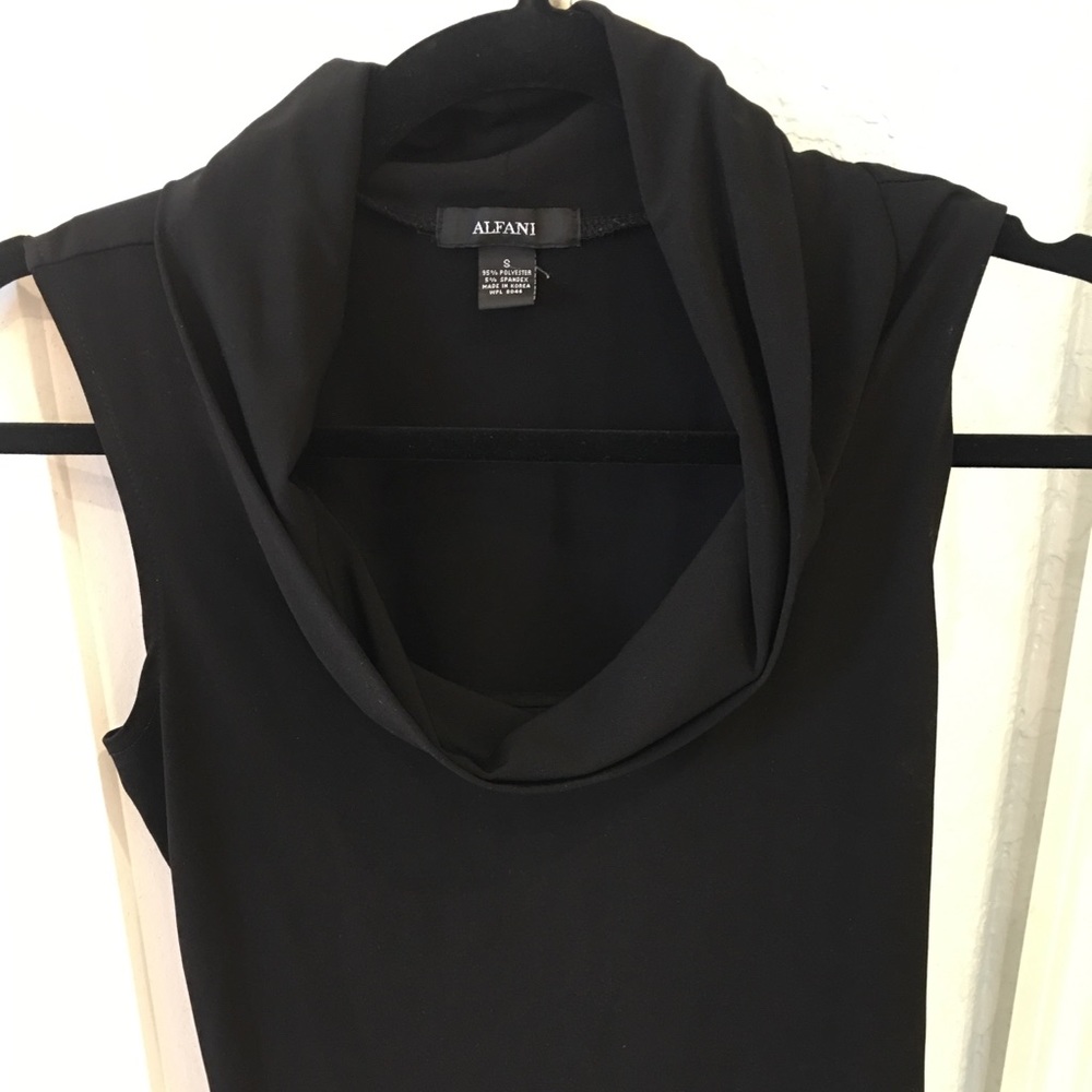 Alfani Women’s Sleeveless Blouse
